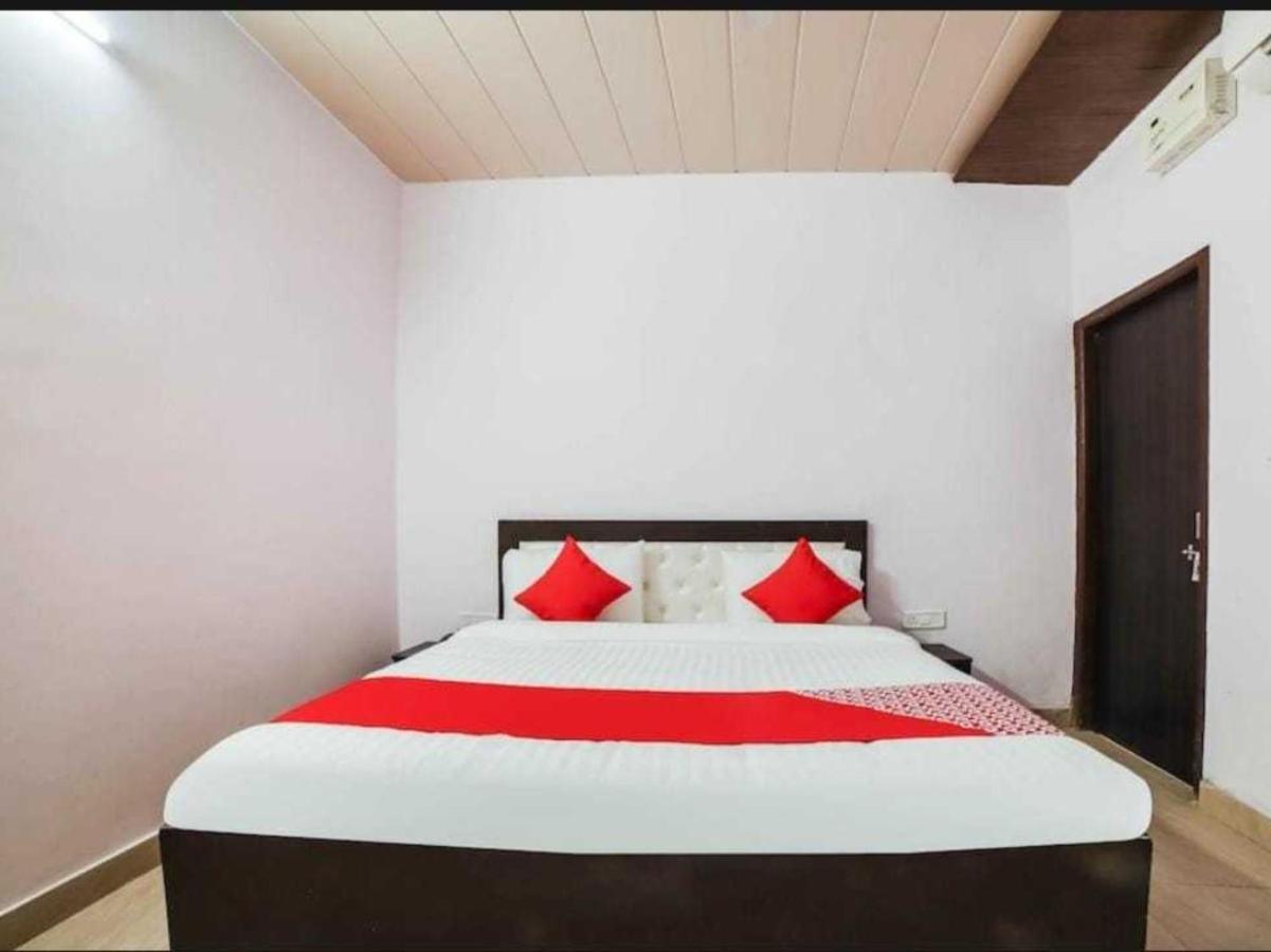 Hotel O Kl Khari Near Ashoka Park Mein Metro New Delhi Exterior photo